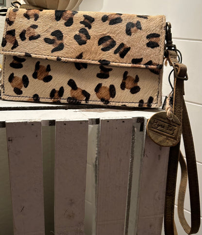 Myra Pretty Theme Wallet