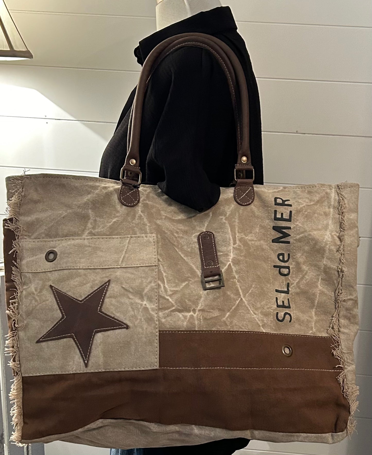 Myra Star Weekender Bag